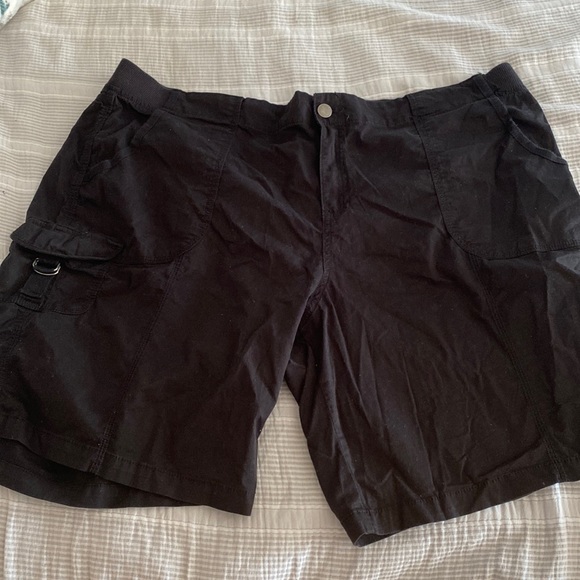 Sonoma Pants - Plus Size Black Shorts